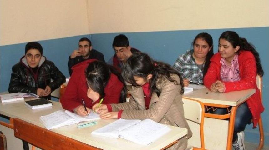 Kaymakamlıktan &Uuml;niversiteye Hazırlık Kursu