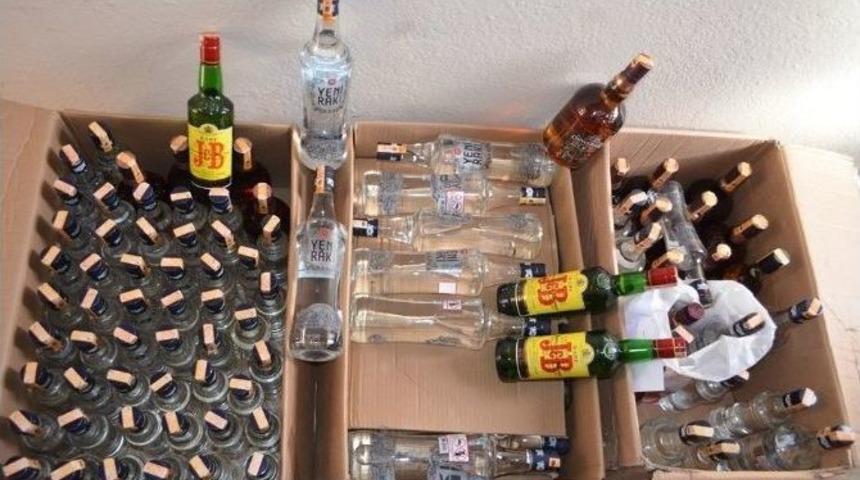 Sakarya&rsquo;da 219 Adet Sahte Bandroll&uuml; Alkoll&uuml; İ&ccedil;ki Şişesi Ele Ge&ccedil;irildi