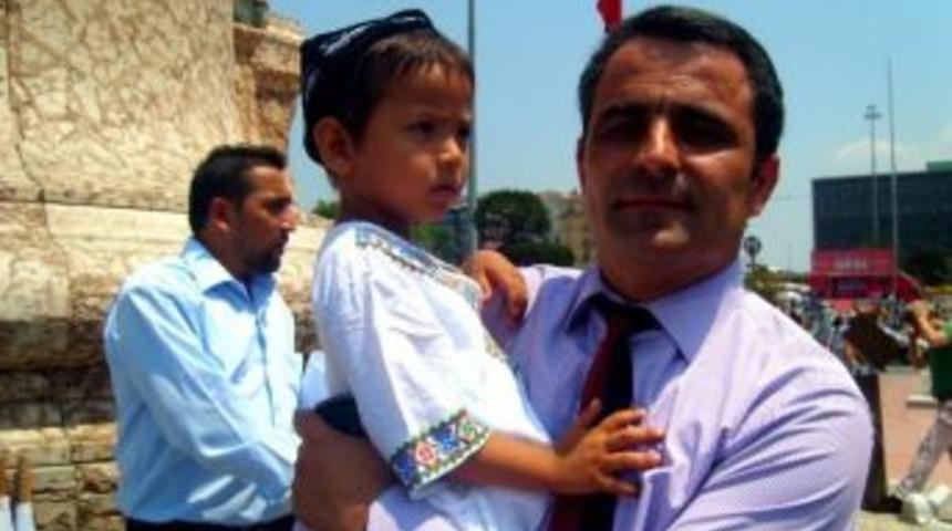 Yavuzarslan: "gazeteci Evrensel Ve Dini Değerlere Saygılı Olmalıdır"