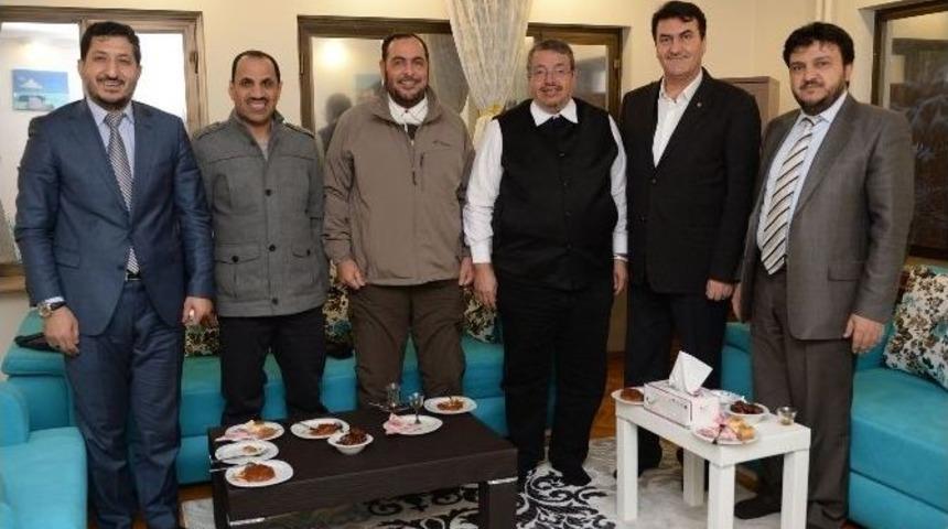 Başkan D&uuml;ndar&rsquo;dan Kuveyt Evkaf Bakanı Yardımcısına Ziyaret