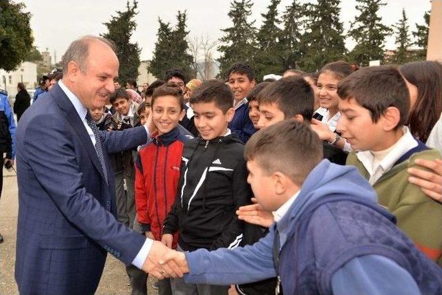 ’polis Amca Kütüphaneleri’ Projesi 1