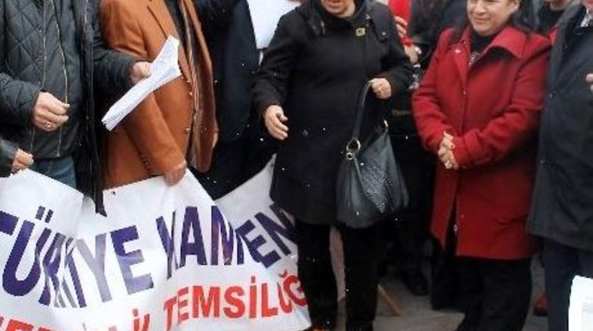 Memurlardan Bordro Yakma Eylemi