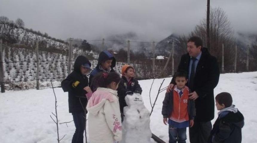 Milli Eğitim M&uuml;d&uuml;r&uuml;nden Ziyaretler