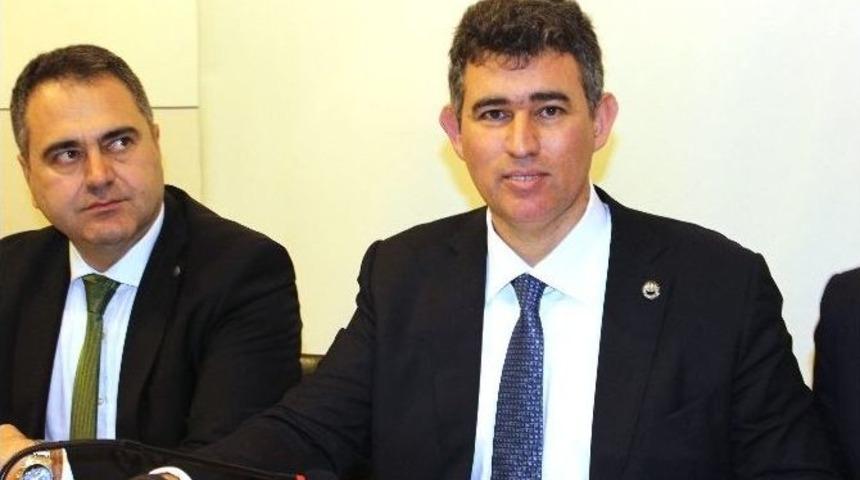 Feyzioğlu, Avukatlık Sınavlarının Yapılmasını İstedi