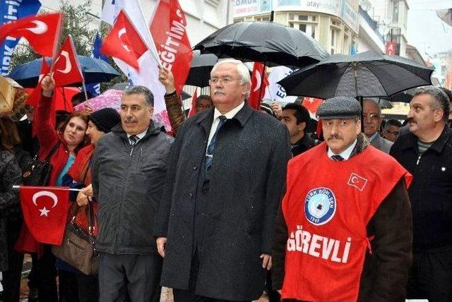 Aydın&rsquo;da Memurlardan Bordro Yakma Eylemi 2