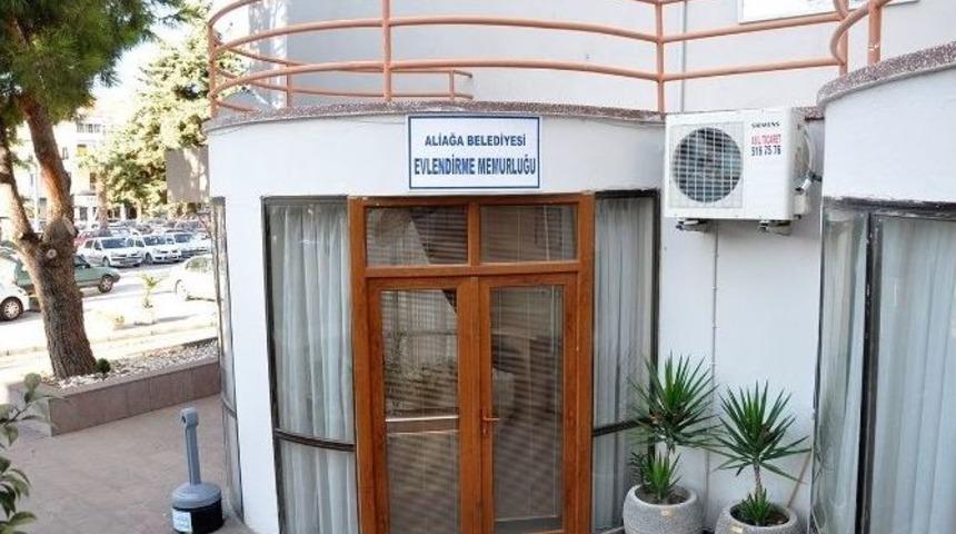 Aliağa&rsquo;da 18 Yabancı Uyruklu &Ccedil;ift Nik&acirc;h Kıydırdı