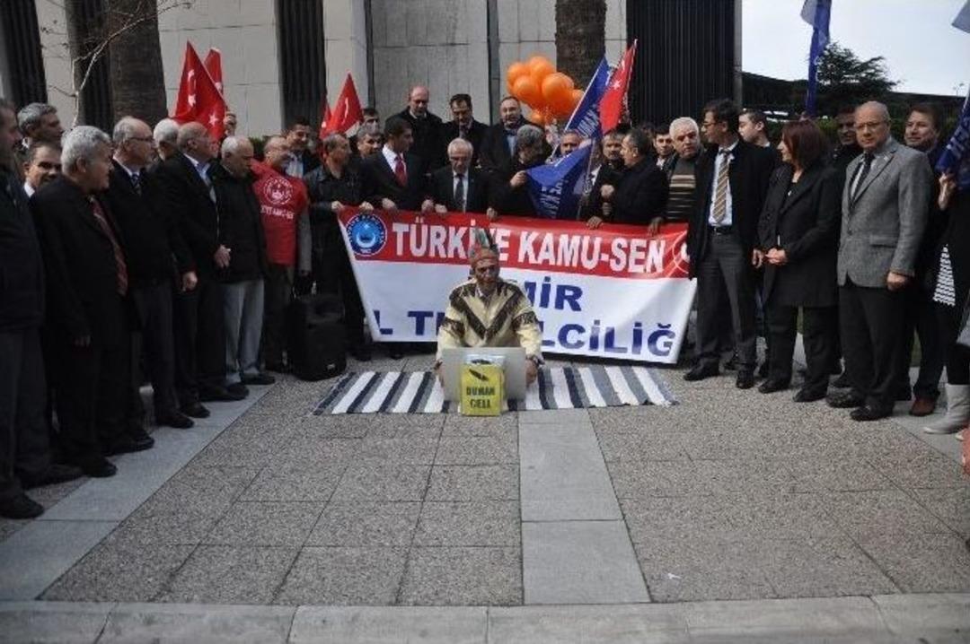 Kızılderili, Dumanla Mesaj G&ouml;ndererek Memura Zam Talep Etti