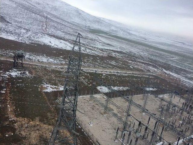 Elazığ Ve Bölgedeki Enerji Nakil Hatları Helikopterle Denetlendi