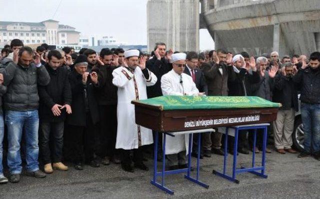 Çığ Faicasında Ölen Hes Işçisi Çelik, Denizli'de Toprağa Verildi