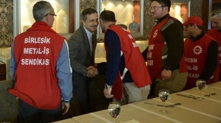 Grevdeki Fabrika İş&ccedil;ilerinden Ata&ccedil;&rsquo;a Ziyaret