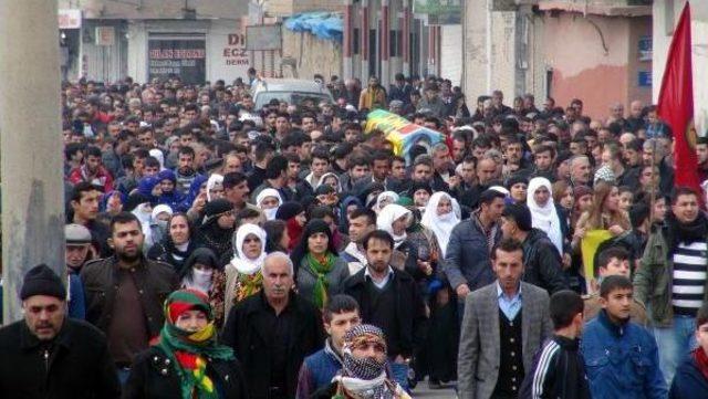 Cizre'de Öldürülen 12 Yaşındaki Nihat, Toprağa Verildi