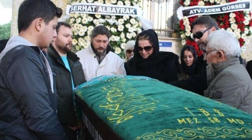 Zahide Yetiş’in Annesi Son Yolculuğuna Uğurlandı