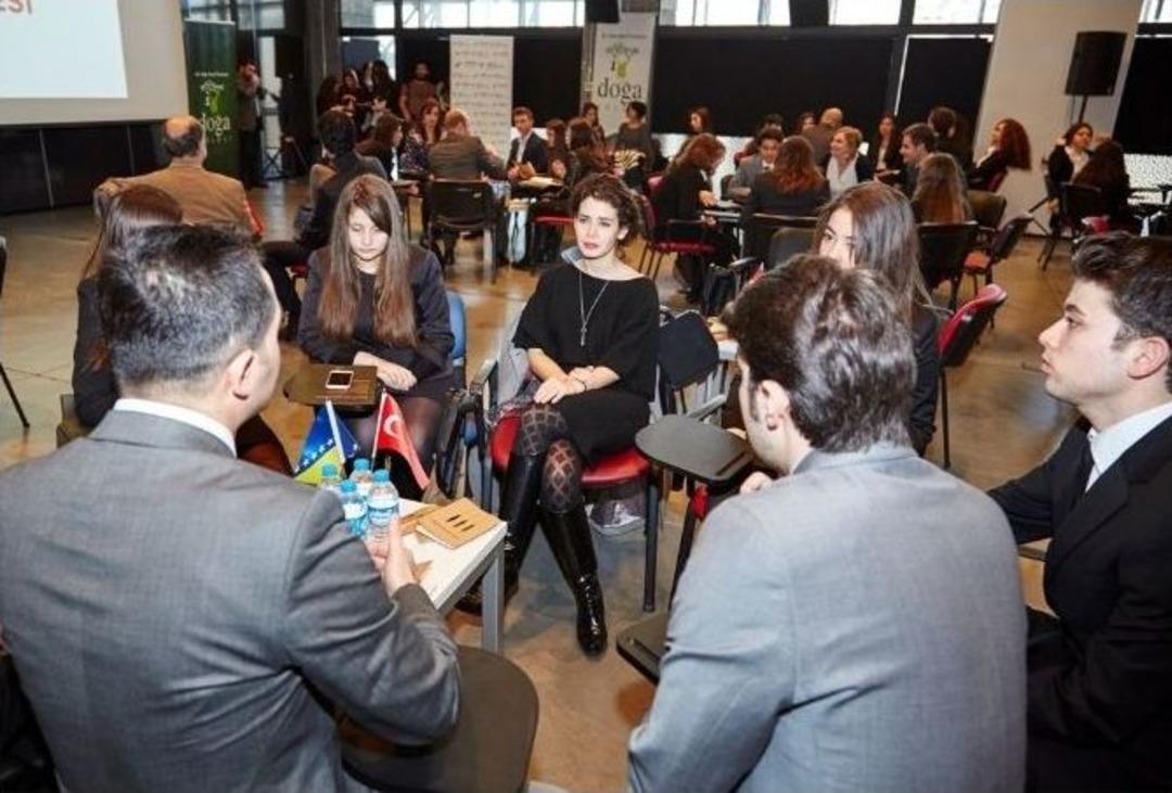 Doğa Koleji&rsquo;nden K&uuml;resel Barışa Katkı