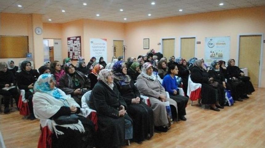 Kadınlar &ldquo;t&uuml;ketim&rdquo; Konusunda Bilin&ccedil;lendirildi