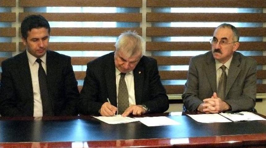 Ticaret Borsasının Projesinde S&ouml;zleşme İmzalandı