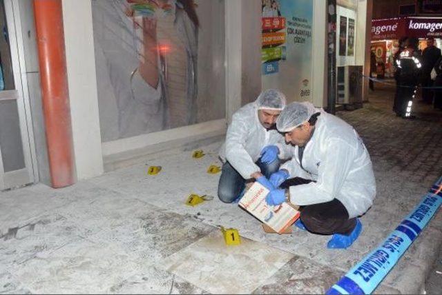 Kavga Ettiği &Ouml;ğrencilerin Dershanesine Molotof Kokteyli Attı 1