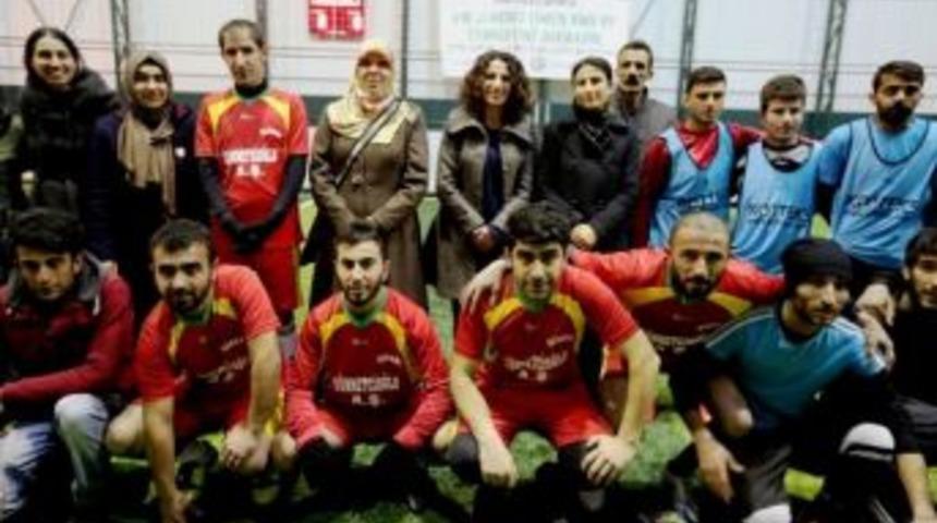 Kobani İle Dayanışma Futbol Turnuvası Devam Ediyor