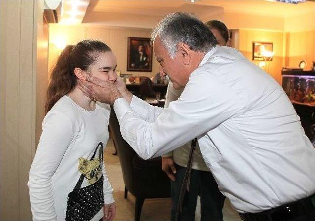 Milli Sporcuya Destek 1