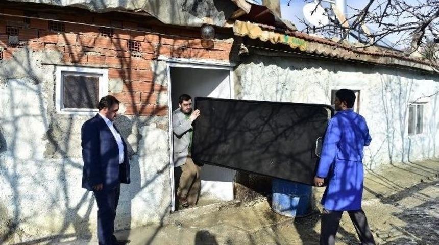 Mamak Belediyesi Evi Yanan Vatandaşa Umut Oldu