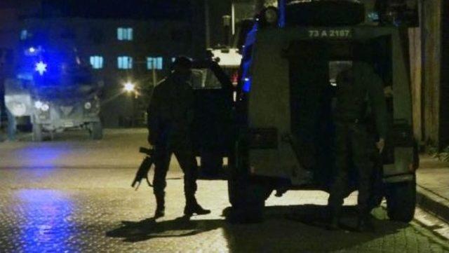 Cizre'de Bir Eve, Kimse Yokken Pencereden Patlayıcı Atıldı