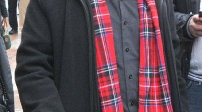 Emekliyi Dolandırıcılardan Polisler Kurtardı