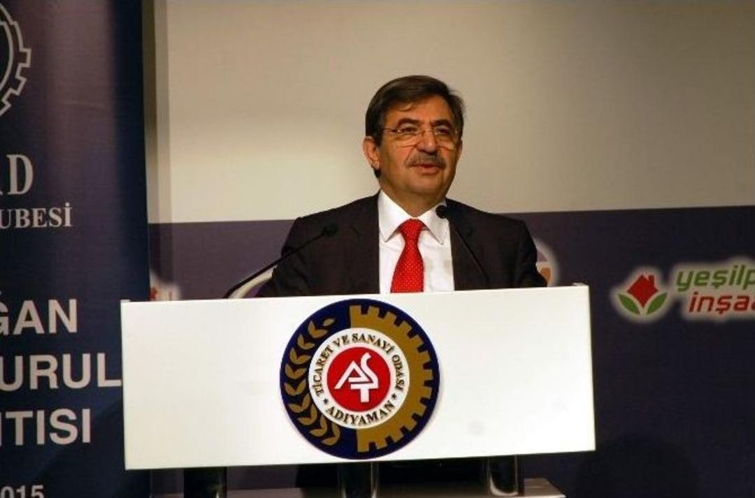 Bakan G&uuml;ll&uuml;ce&rsquo;den Batı &Uuml;lkelerine Tepki