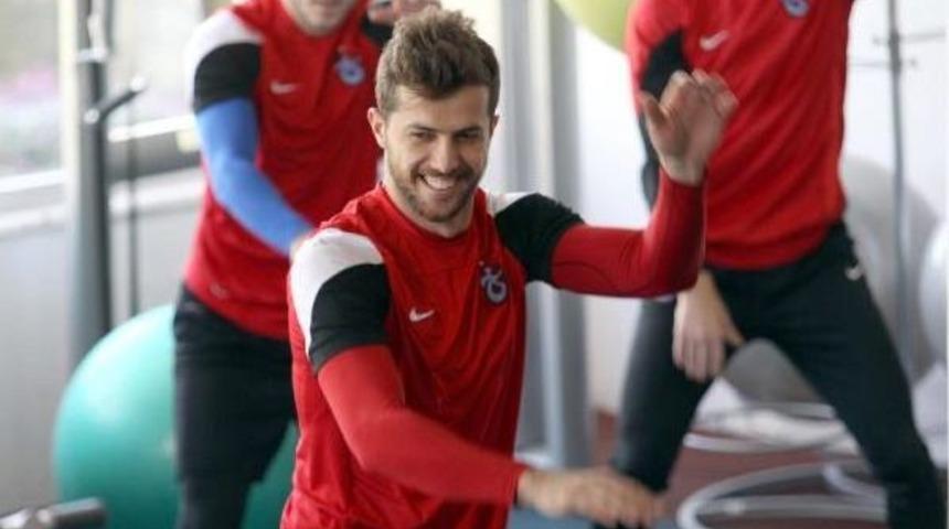 Trabzonspor G&uuml;n&uuml; Tek Antrenmanla Tamamladı