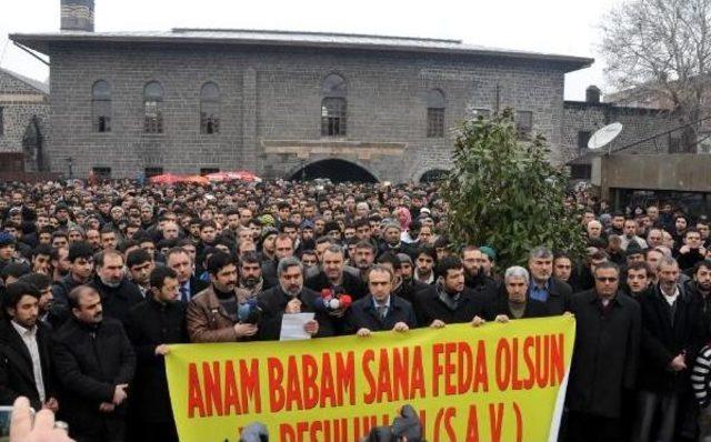 Diyarbakır da Cuma &Ccedil;ıkışı İslamofobi Protestosu 1