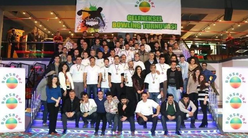 Bursagaz &Ccedil;alışanları Bowling Turnuvası&rsquo;nda Stres Attı