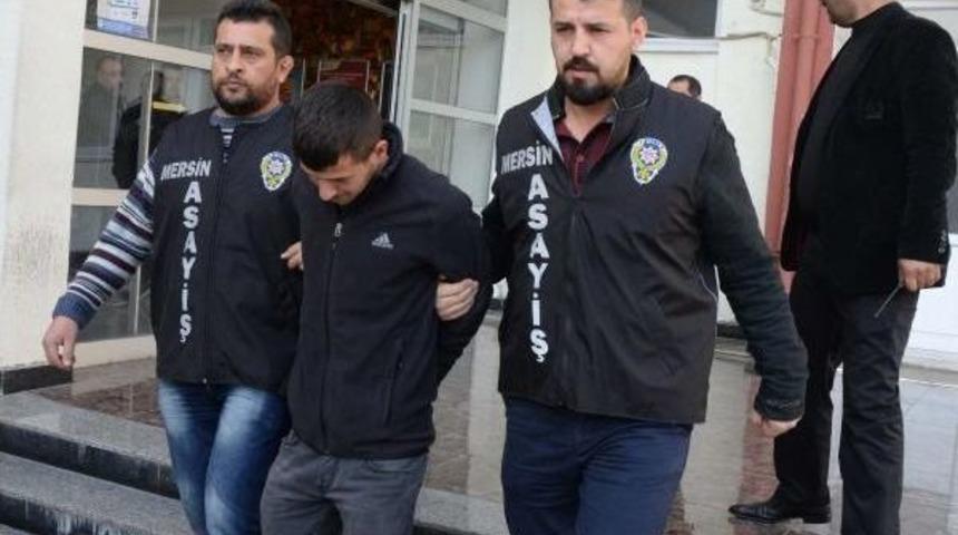 Pompalı T&uuml;fekle Akaryakıt Istasyonu Soyanlar Yakalandı