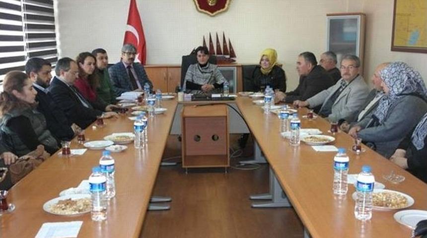 Bolvadin G&ouml;n&uuml;ll&uuml;leri &ldquo;sevgi Ve Kardeşlik Derneği &ldquo; &Ccedil;atısı Altında Bir Araya Geldi