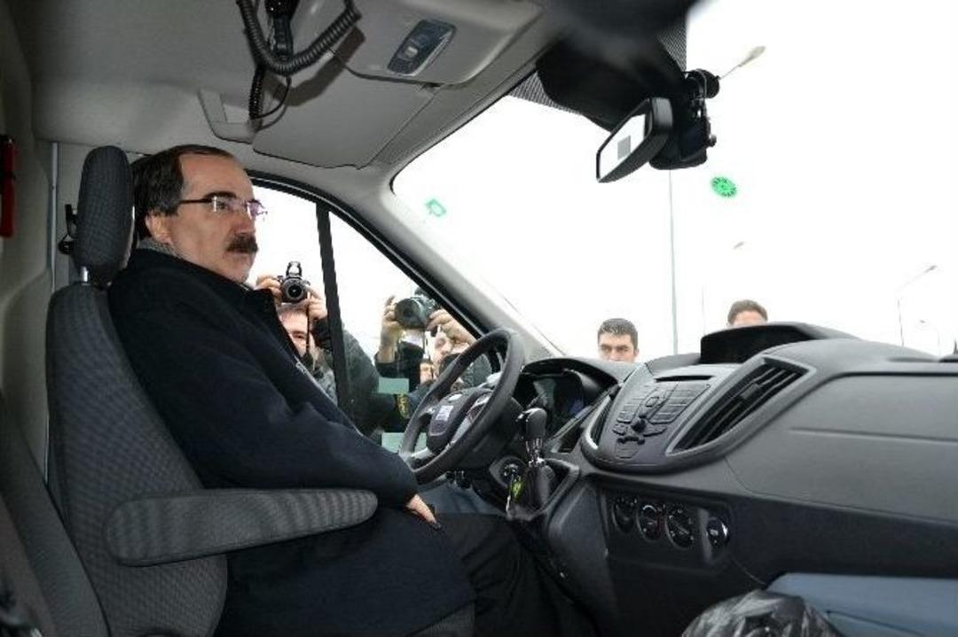 Vali Coş Ambulans Şof&ouml;r&uuml; Oldu