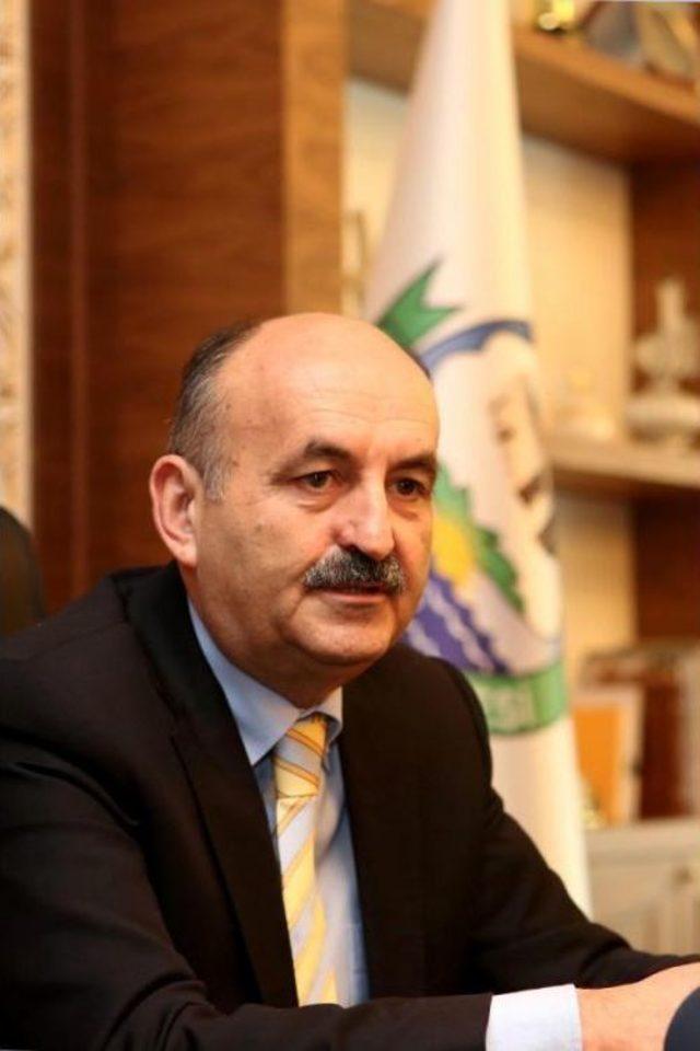 7 Bin Sağlık Bakanlığı Y&ouml;neticisi, Her Ay 10 ar Eve Gidecek (2) 3