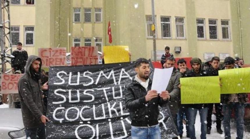 C&ouml;der'li &Ouml;ğrenciler Cizre Olaylarını Kınadı