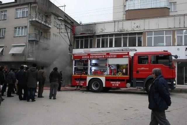 Sıhhi Tesisat Deposu Yandı