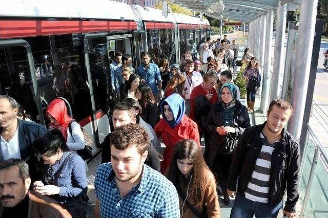 2014 Yılında Tramvayı 18 Milyon 578 Bin 93 Kişi Kullandı