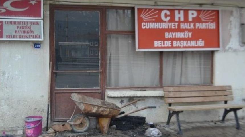 Chp Bayık&ouml;y Belde Başkanlığı Binasının Harabeye D&ouml;nd&uuml;ğ&uuml; İddiası