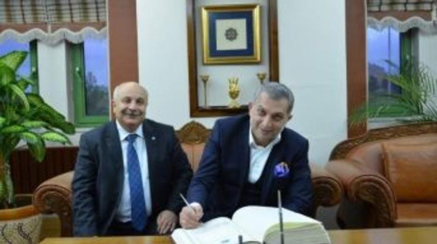 Milletvekili K&uuml;l&uuml;nk&rsquo;ten, Adıyaman &Uuml;nivesitesine Ziyaret