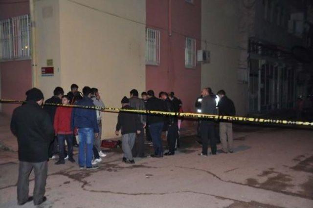 Sağlık Ocağı Yanına Bırakılan Valiz Bomba Paniğine Yol A&ccedil;tı 2