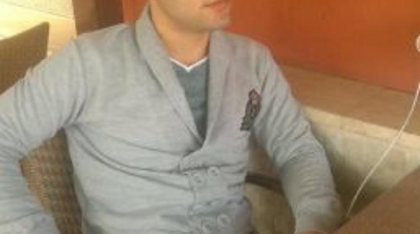 Kendini Kalbinden Vurdu