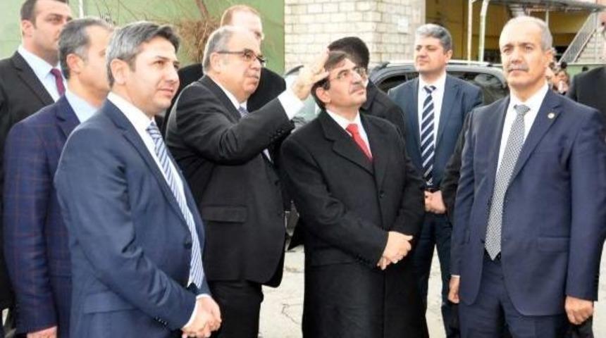 Bakan G&uuml;ll&uuml;ce: Toki 35 Aileden Birini Ev Sahibi Yaptı (2)