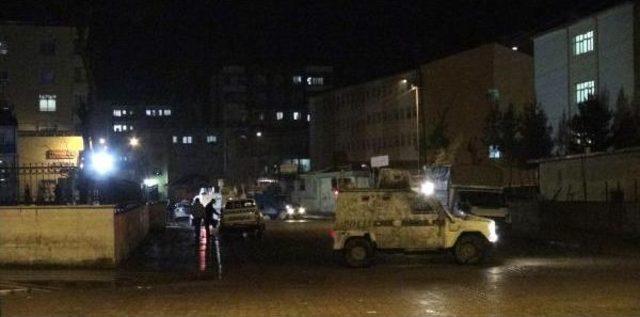 Cizre'de Kaymakamlık Binasına Roketli Saldırı