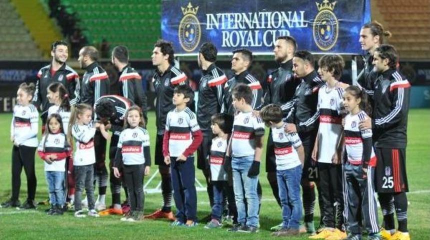 Beşiktaş &lsquo;Royal Cup&rsquo;Ta Finale Y&uuml;kseldi