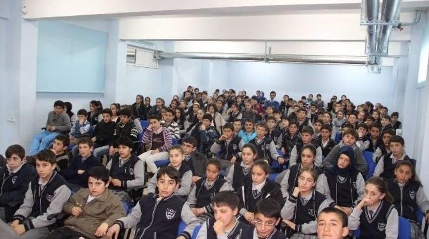 Oltu&rsquo;da &Ouml;ğrenciler T&uuml;berk&uuml;loz Konusunda Bilgilendirildi