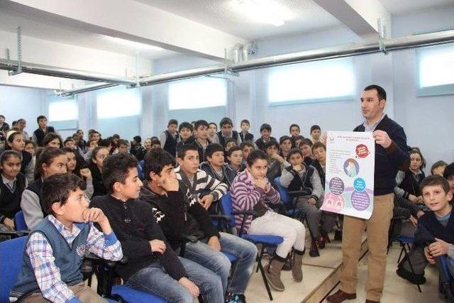 Oltu’da Öğrenciler Tüberküloz Konusunda Bilgilendirildi