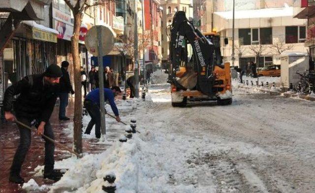 Van da Kar Yolları Kapattı 3