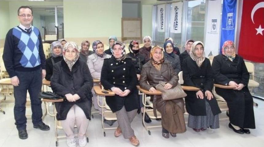 Anne Okulu Projesi Meyvelerini Veriyor