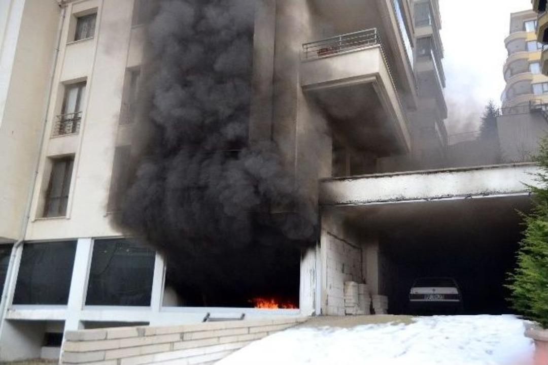 Başkent&rsquo;te İşyeri Yangını Korkuttu