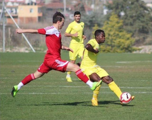 Bucaspor-Denizli B&uuml;y&uuml;kşehir Belediyespor: 2-2 (Hazrlık Ma&ccedil;ı) 1