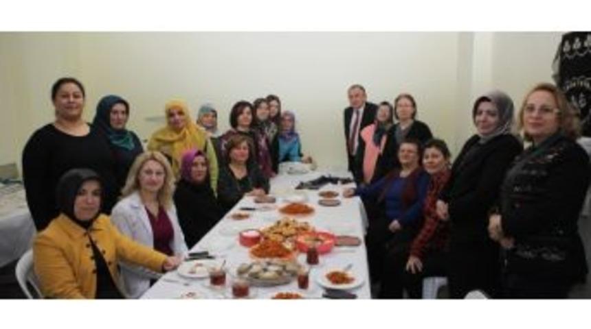 Bolu Belediye Başkanı Yılmaz Marifetleri Kadınları Ziyaret Etti